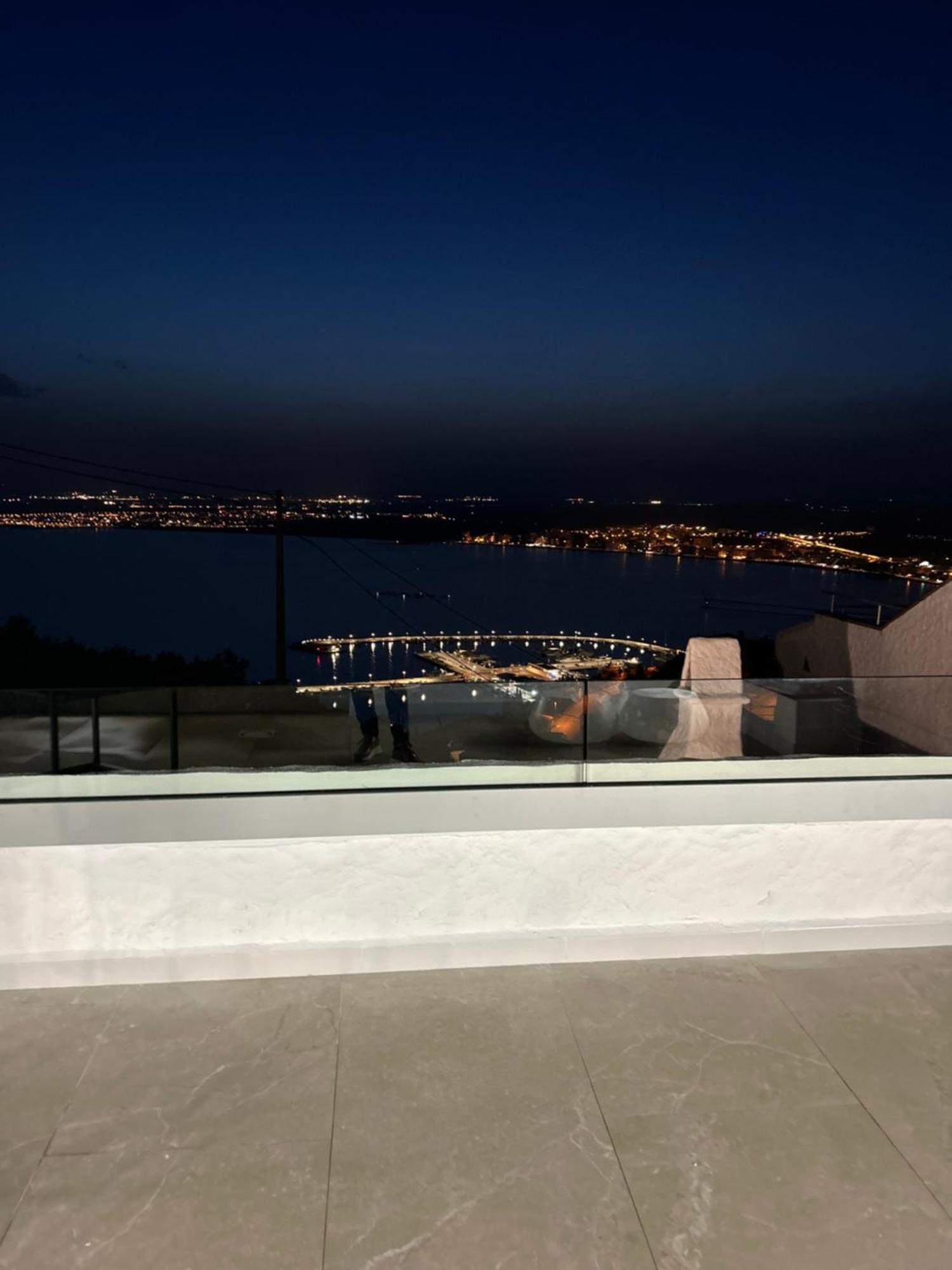 Appartement Duplex Rosas Avec Terrasse Magnifique Jacuzzi Vue Mer Екстериор снимка