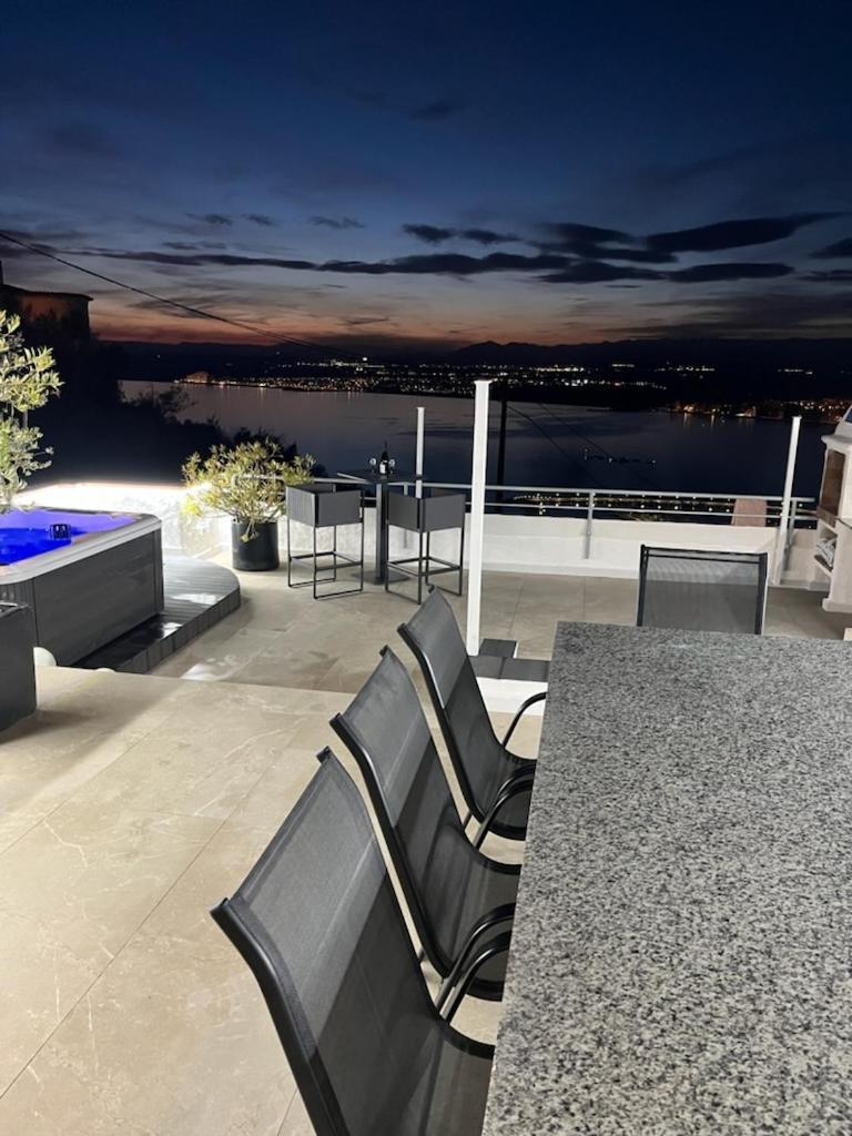 Appartement Duplex Rosas Avec Terrasse Magnifique Jacuzzi Vue Mer Екстериор снимка